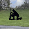 Metal Silhouette of a Kneeling Soldier with Spike 'Lest We Forget' Memorial Garden Statue, Gift for Veterans, Remembrance Day Commemoration